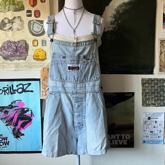⭐️ American Vintage Overall Shorts ⭐️ - Picture 1 of 11